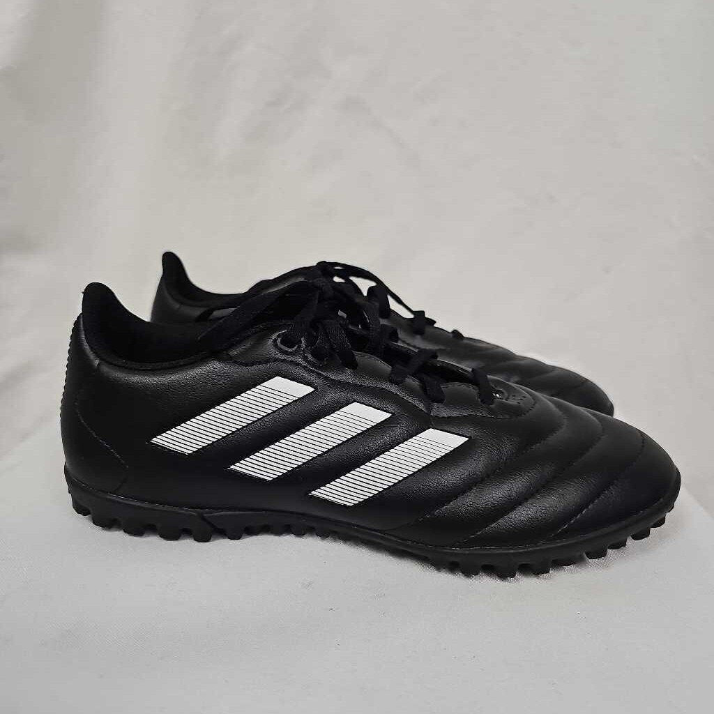 Adidas Goletto Men's Turf Shoes - Size 7