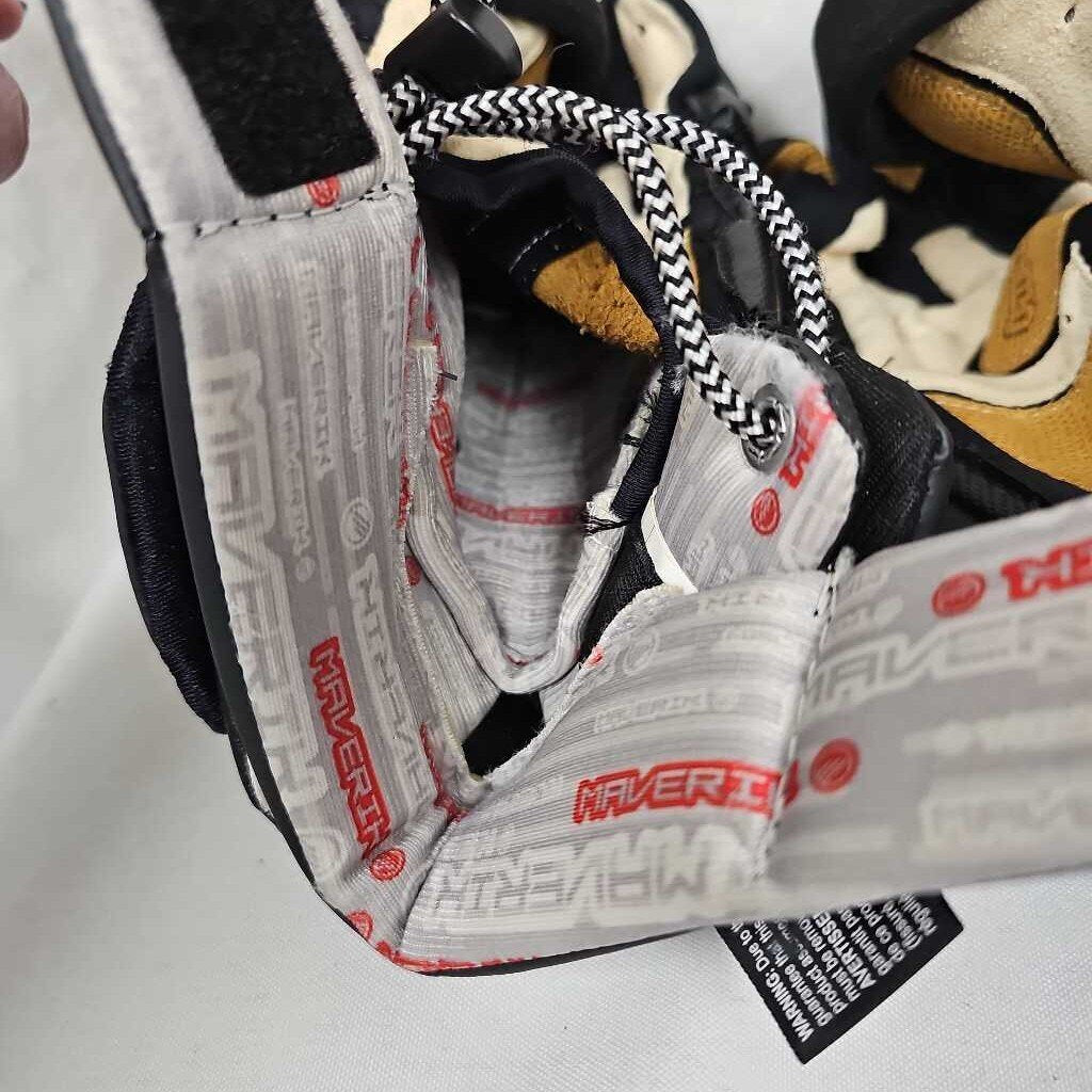 Maverik Rome NXT Lacrosse Goalie Gloves - 12"