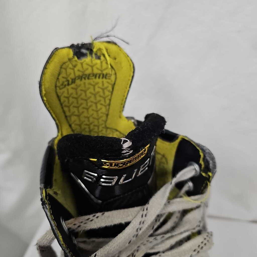 Bauer Supreme Ignite Pro Junior Hockey Skates - Size 4.5