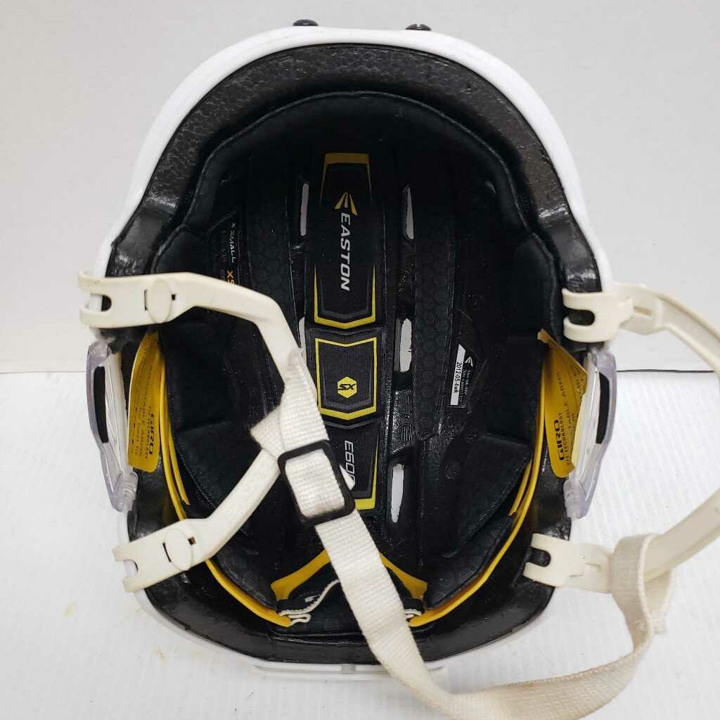 Easton E600 Hockey Helmet - Size XS - Expired