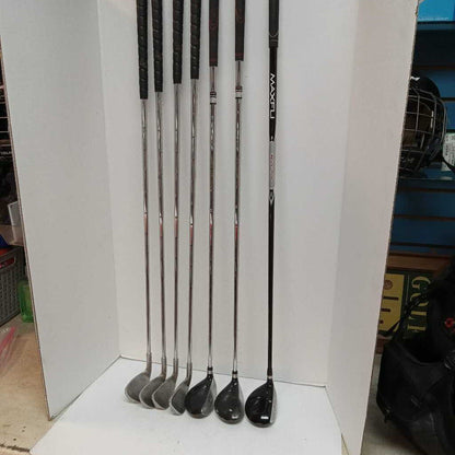 Tommy Armour 845s Silverscot Iron Starter Set 6 - 9i, Maxfli 3 Hybrid & Top Flite 4&5 Hybrid