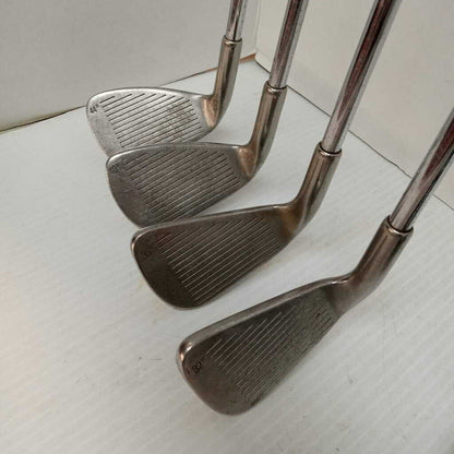 Tommy Armour 845s Silverscot Iron Starter Set 6 - 9i, Maxfli 3 Hybrid & Top Flite 4&5 Hybrid