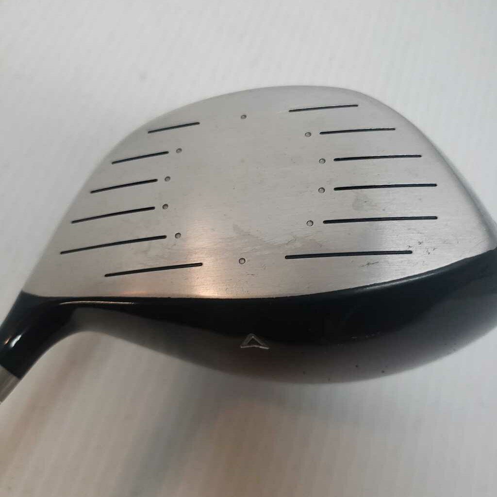 Wilson Deep Red Forged 10.5* Driver Mens Right Hand with Reg Flex Graph Shaft Preowned