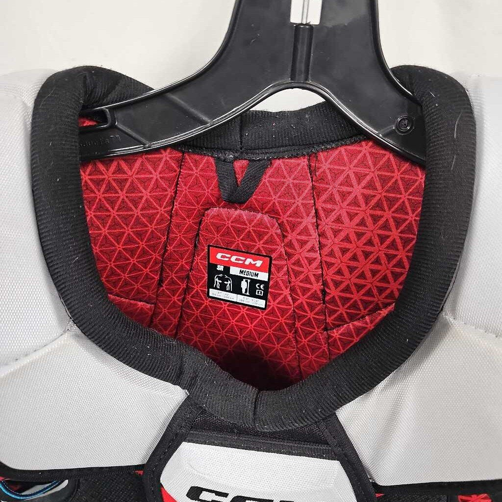 CCM Jetspeed FT680 Senior Hockey Shoulder Pads - Size Medium