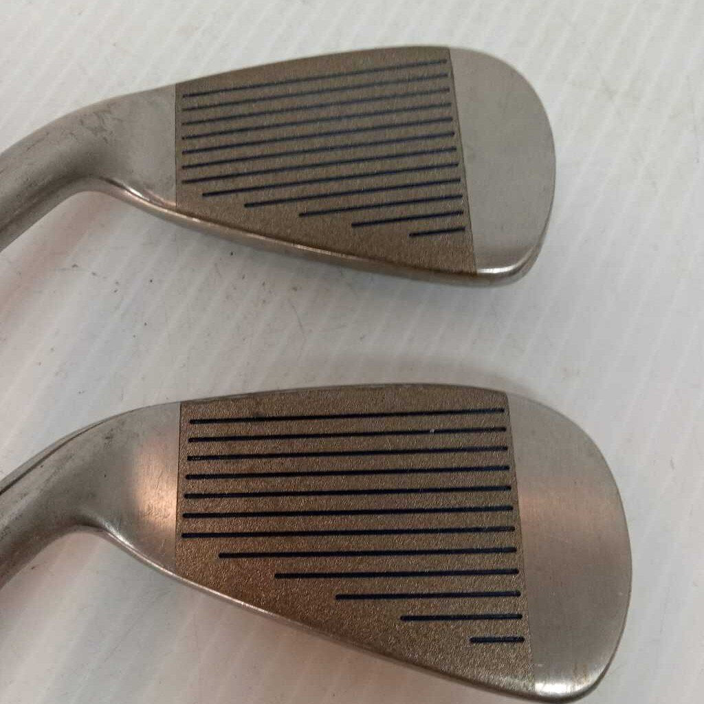 Square Two Light & Easy II Iron Set 4i - SW Womens Right Hand with Graph Shafts Preowned