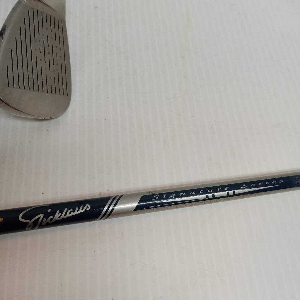 Jack Nicklaus Signature Series Starter Iron Set 5 - 9i Mens Right Hand with Reg Flex Graph Shafts Preowned