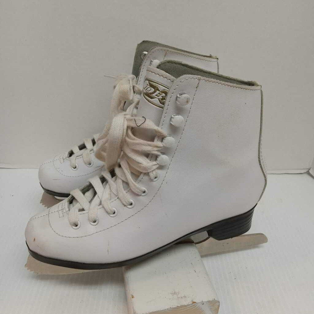 DBX Figure Skates White Size 4 Preowned