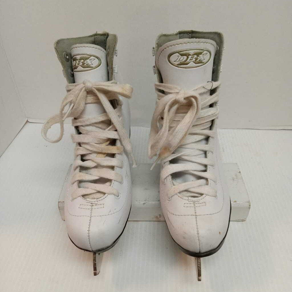 DBX Figure Skates White Size 4 Preowned