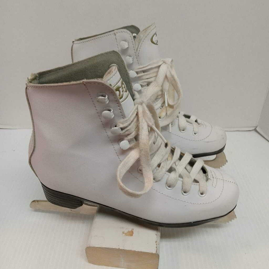 DBX Figure Skates White Size 4 Preowned