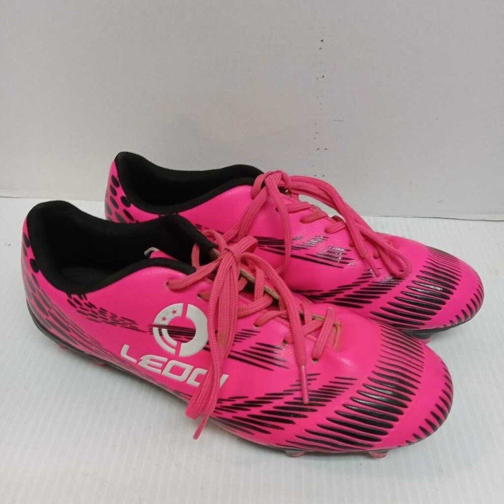 Leoci Soccer Cleats Pink/Black Sizes Mens 8.5 (EU 41 ) Preowned