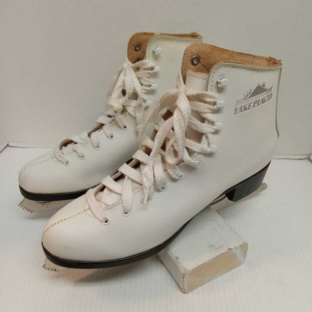 Lake Placid Traditional Figure Skates White Size 9 Preowned
