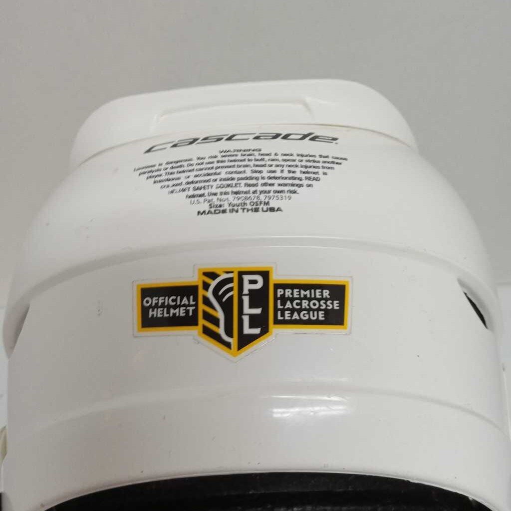 Cascade CS-R Lacrosse Helmet White Size Youth Adjustable Preowned