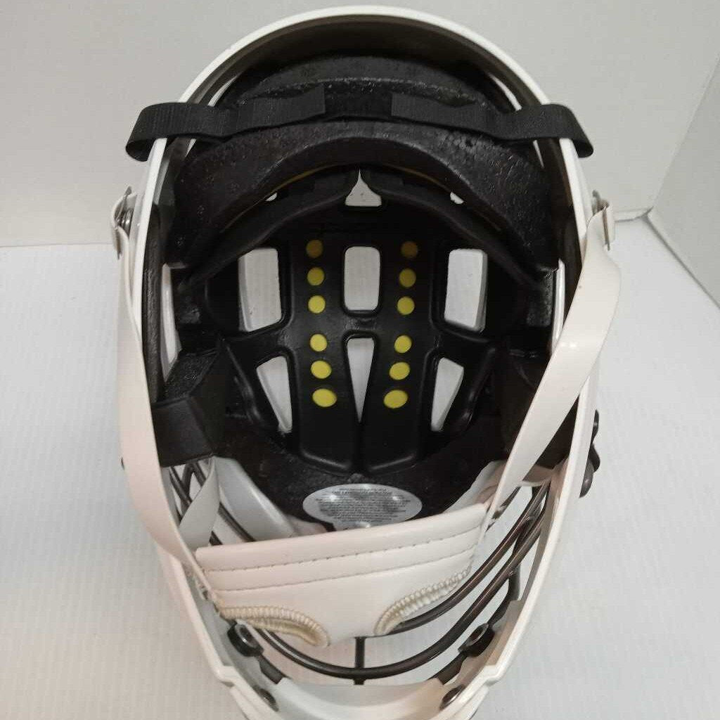 Cascade CS-R Lacrosse Helmet White Size Youth Adjustable Preowned
