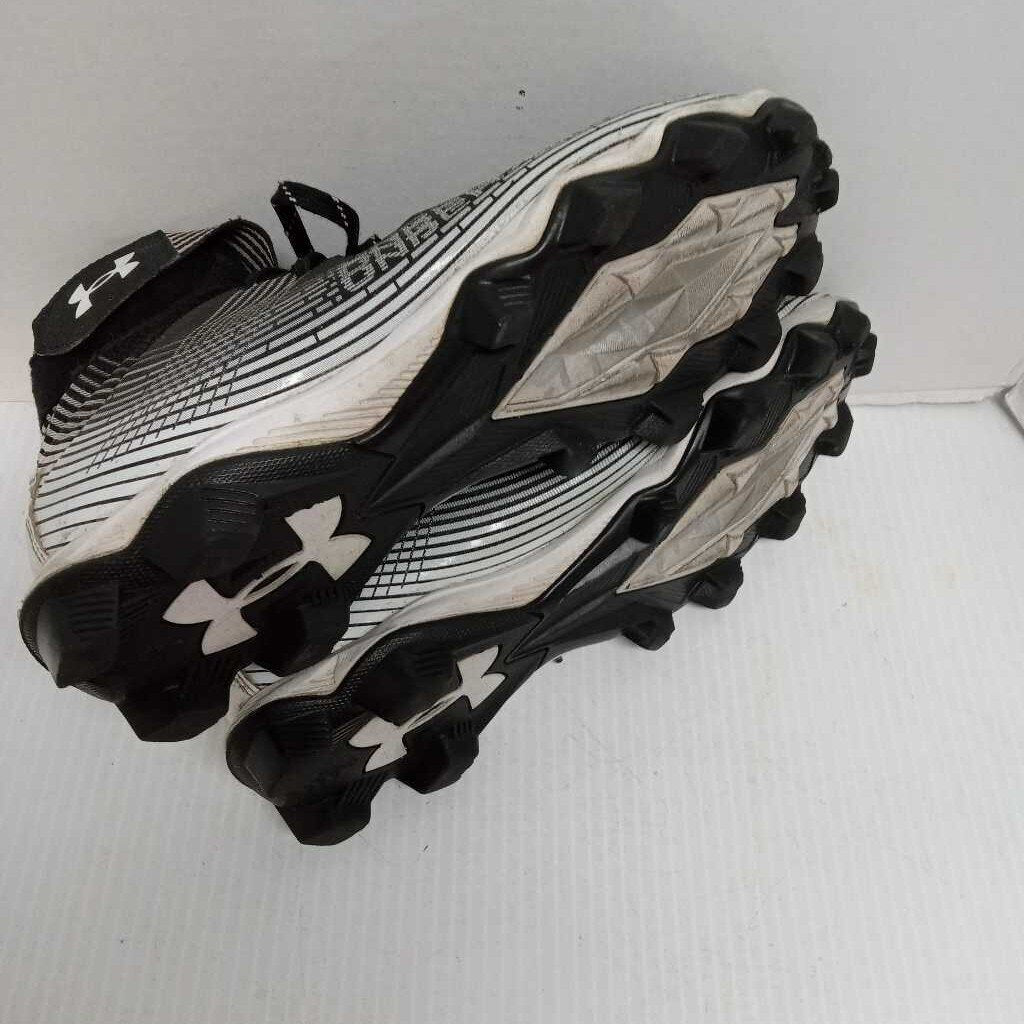 Under Armour Highlight Franchise Mens Football Cleats | Size 8 | Preowned