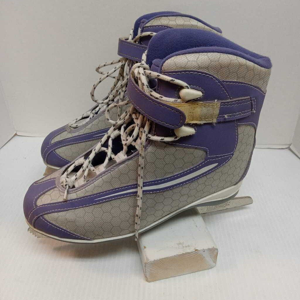 DBX Acceleration Womens Figure Skates Grey/Purple Size 7 Preowned