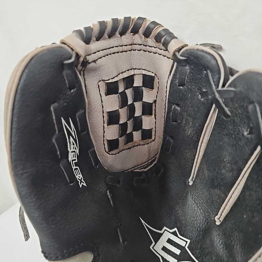 Easton Z-Flex Tee-Ball Glove - 9.5" Right Hand Throw