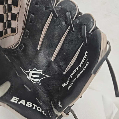 Easton Z-Flex Tee-Ball Glove - 9.5" Right Hand Throw