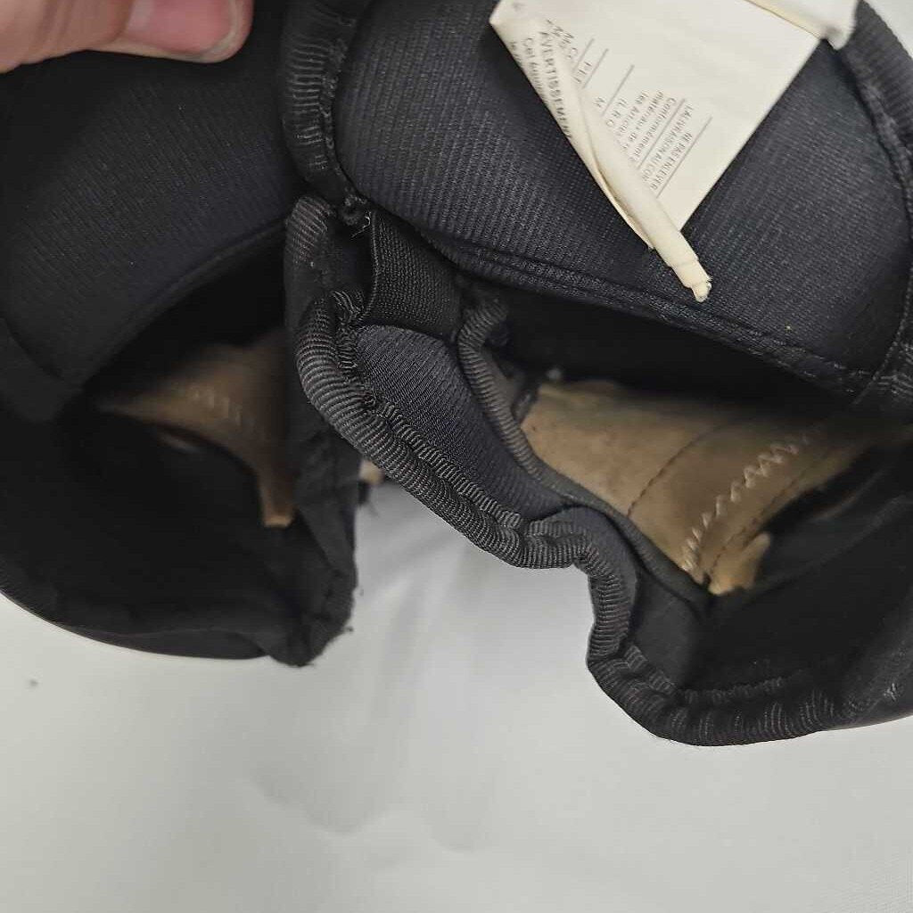Reebok SC87 3 Junior Hockey Gloves- Size 11"