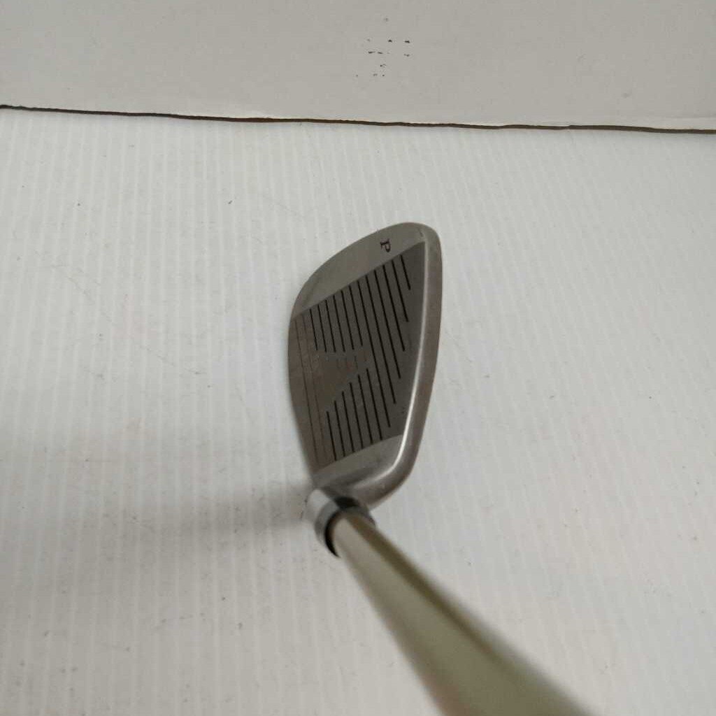 Wilson Pro Staff Oversize Pitching Wedge - Right Hand