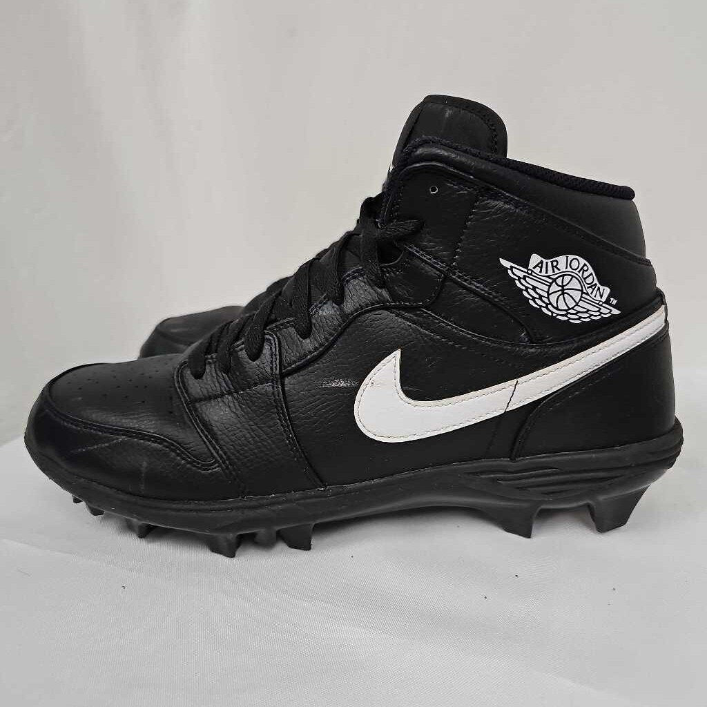 Nike Air Jordan 1 Retro Men's Football Cleats | Black/White/Black | Size 13 | Used
