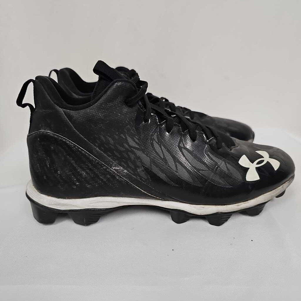 Under Armour Spotlight Franchise Men's Football Cleats | Size 9 | Black | Used