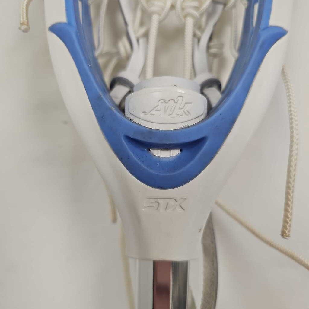 STX ATK w/ AL6000 Complete Women's Lacrosse Stick | White/Blue