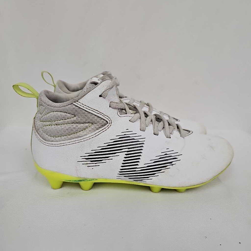 New Balance Rush v4 Lacrosse Cleats - Size 4.5