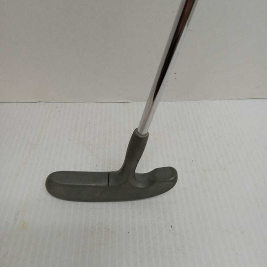 Northwestern Junior Blade Putter Left or Right Hand 26" 3 - 6yrs Preowned