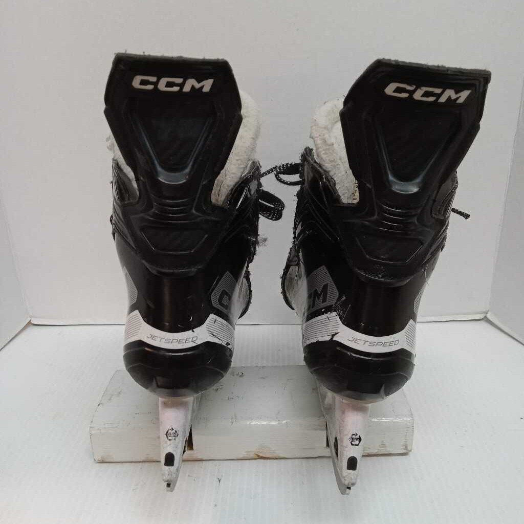 CCM Jetspeed FT 680 Hockey Skates Black Size 4 Preowned