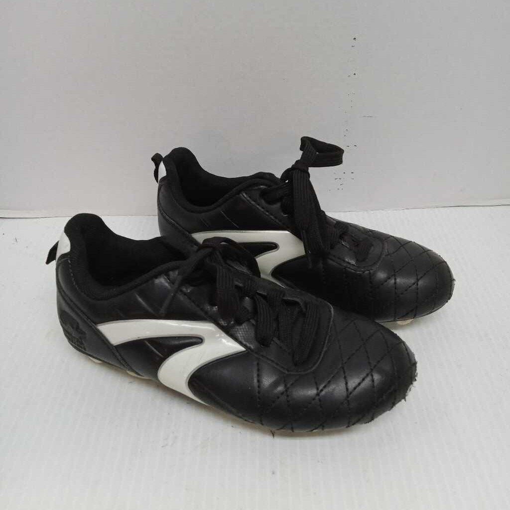 Starter Soccer Cleats Black/White Size 3 Preowned