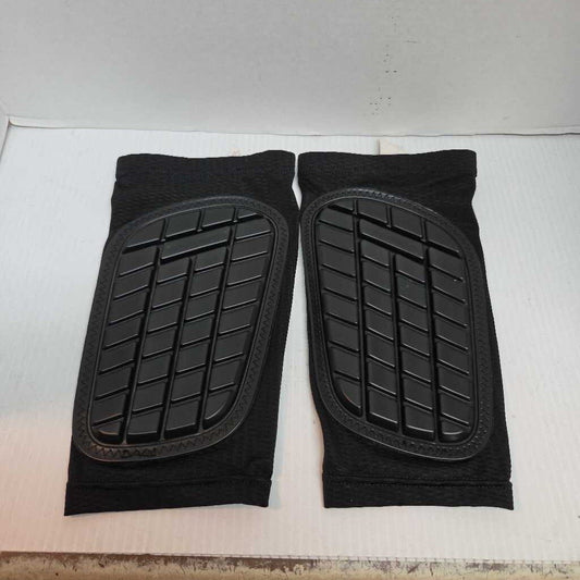 BodyProx Soccer Shin Guards | Size Adult Large | Preowned