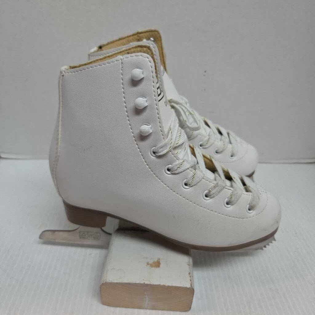 DBX Classic Figure Skates White Size 3 Preowned