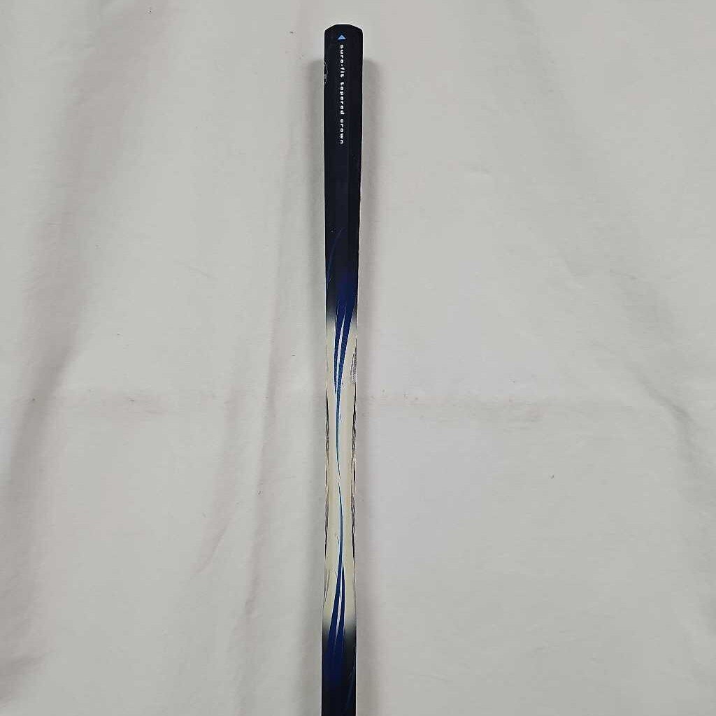 Harrow Title IX (T-IX) Women's Tapered Composite Lacrosse Shaft | Navy Blue | 31.5" | Used