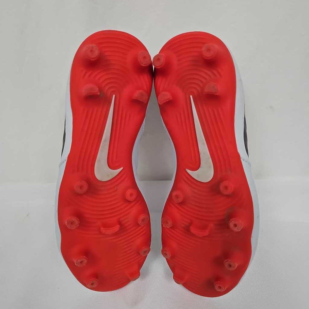 Nike Tiempo Jr Youth Soccer Cleats | Youth 12.5 | Preowned
