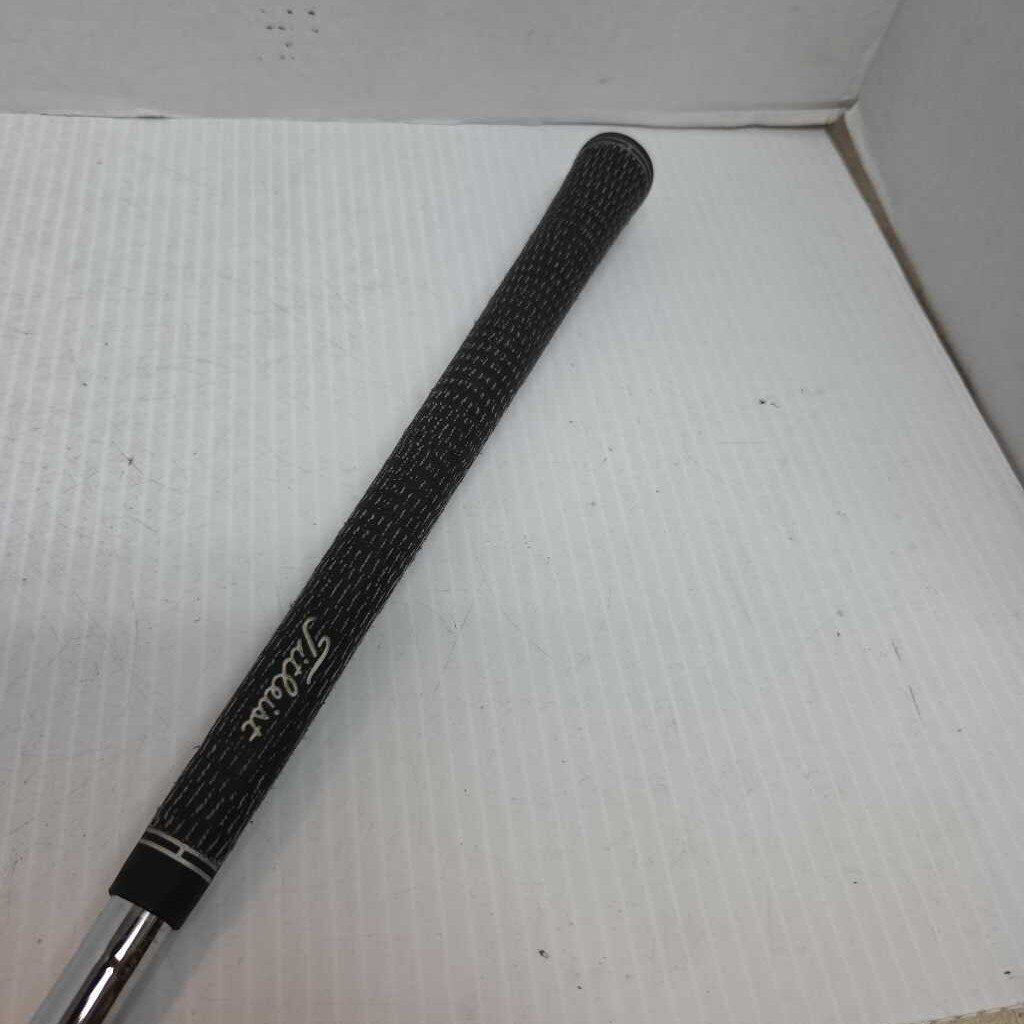 Titleist 735.CM 3 Iron Mens Right Hand With TTDG S300 Stiff Steel Shaft Preowned