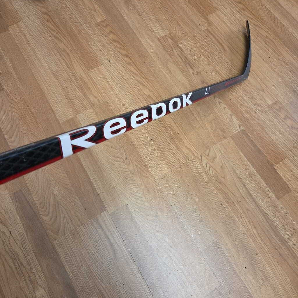 Reebok A.i Three Crosby P87A Curve Hockey Stick Junior Length ( 53" ) Preowned