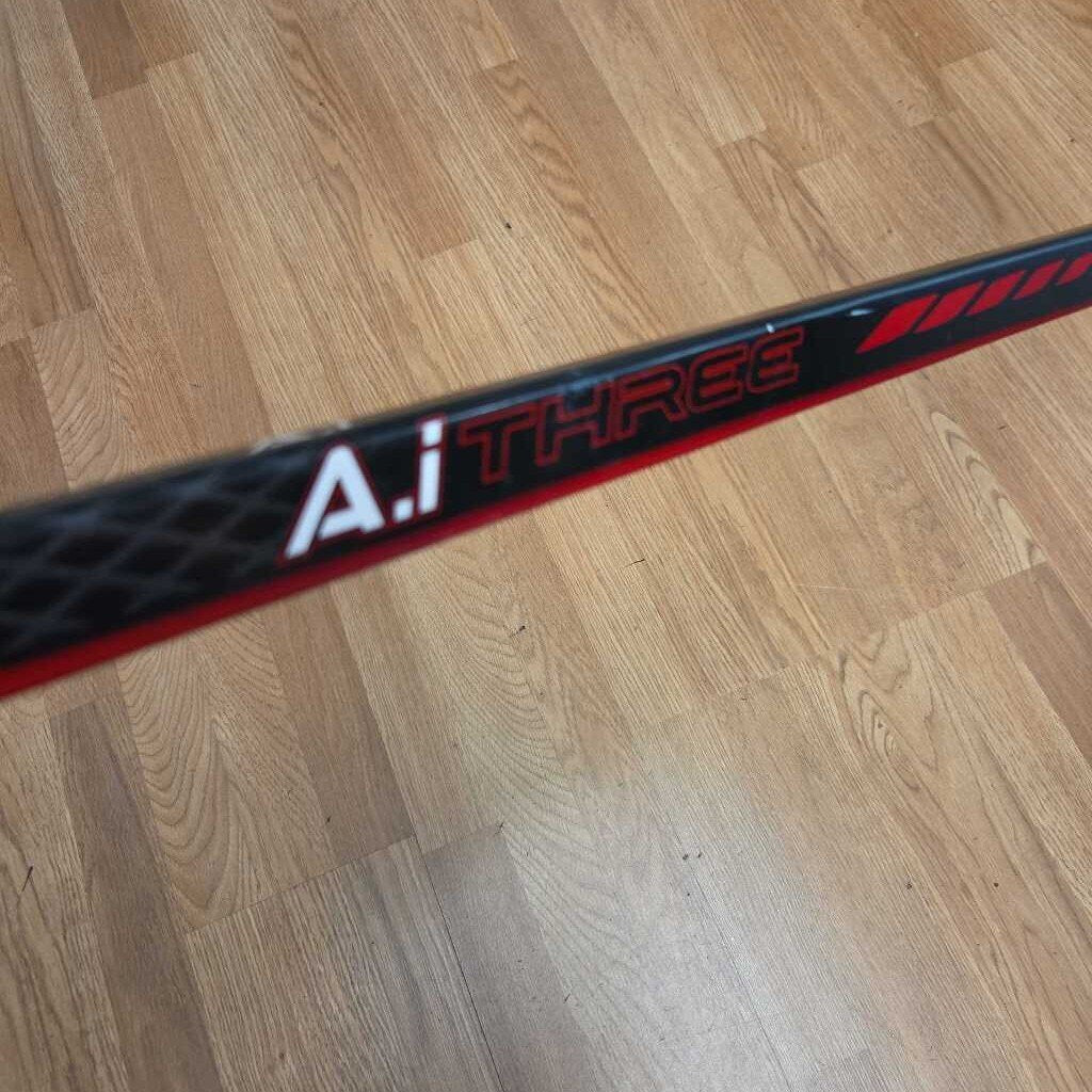 Reebok A.i Three Crosby P87A Curve Hockey Stick Junior Length ( 53" ) Preowned