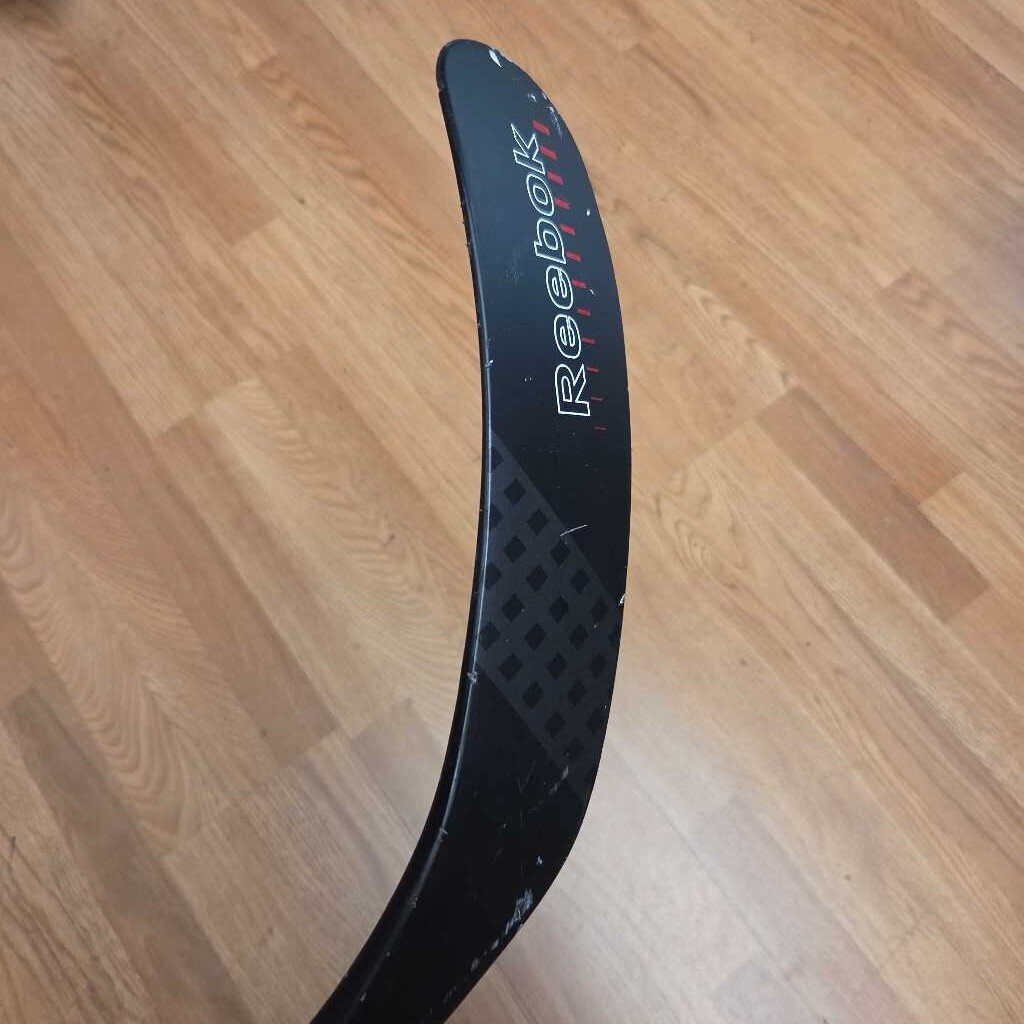 Reebok A.i Three Crosby P87A Curve Hockey Stick Junior Length ( 53" ) Preowned