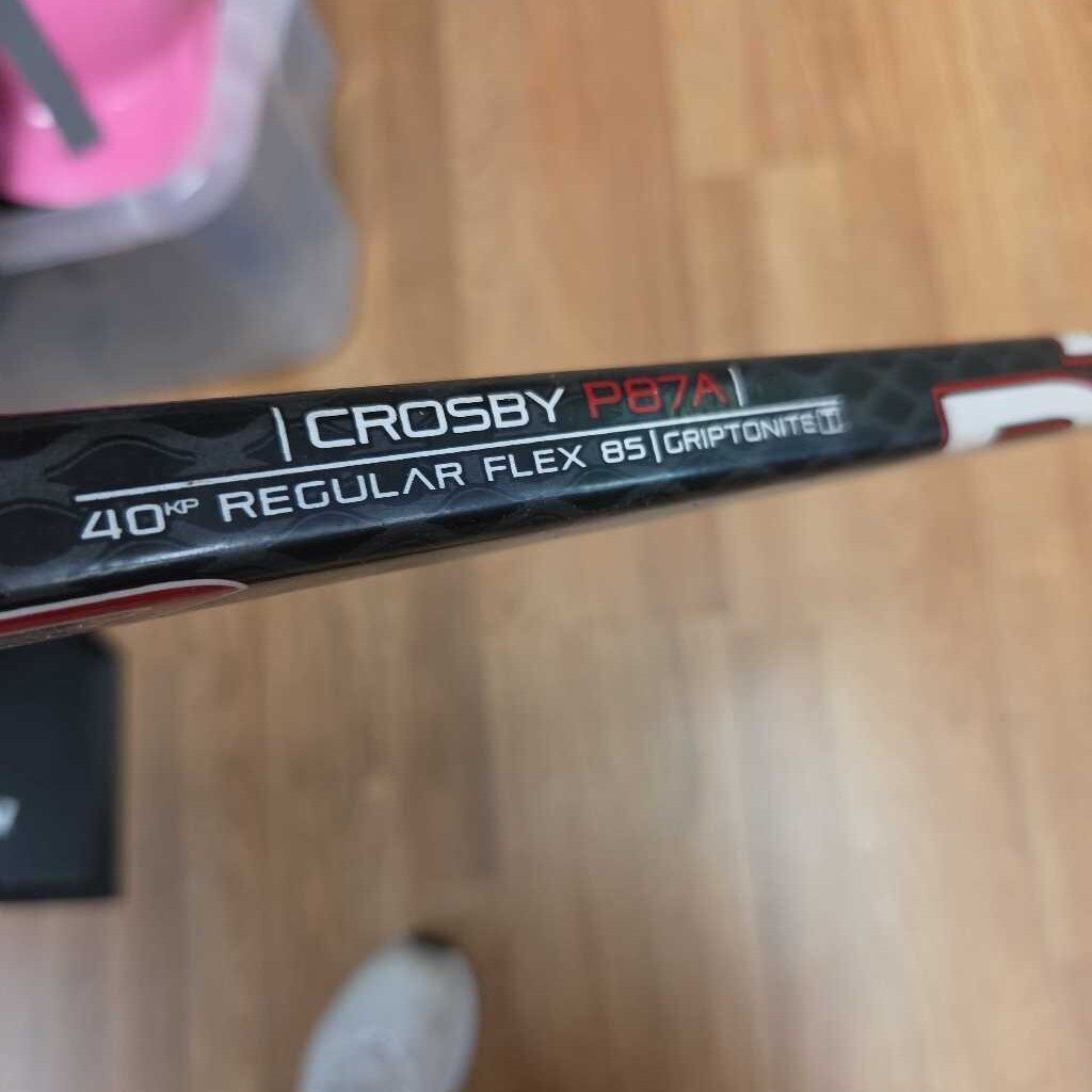 Reebok A.i Three Crosby P87A Curve Hockey Stick Junior Length ( 53" ) Preowned