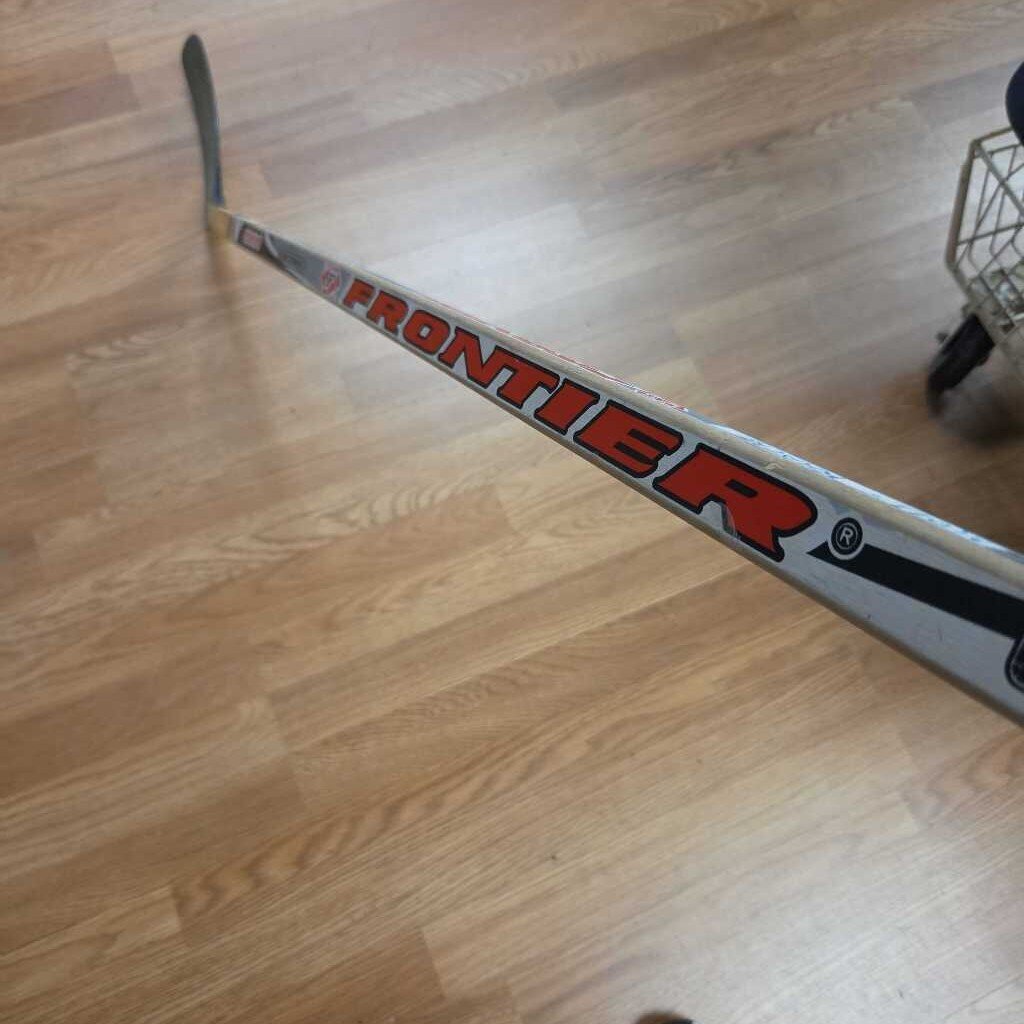 Frontier 5000 Wooden Hockey Stick Mens Right Hand Preowned