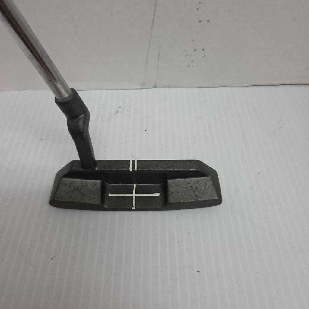 Tour Edge Reaction 968 Junior Putter Right Hand 30" Preowned