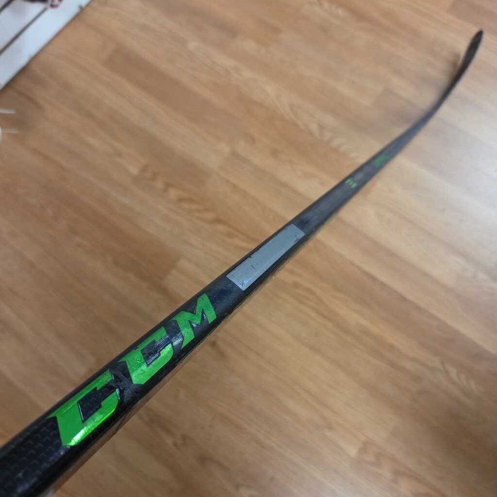CCM Ribcore Trigger 5 Pro P88 40 Flex Right Shot Hockey Stick Preowned