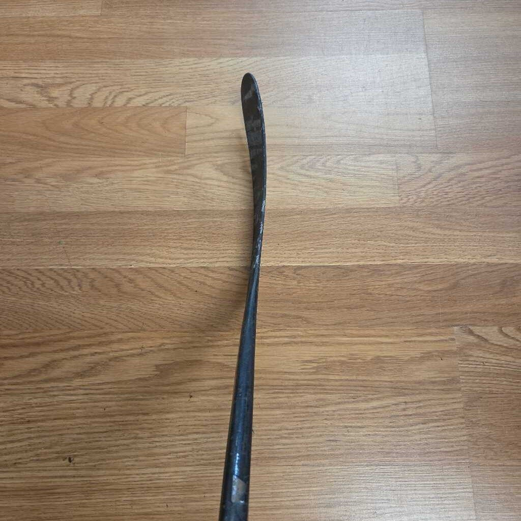 CCM Ribcore Trigger 5 Pro P88 40 Flex Right Shot Hockey Stick Preowned