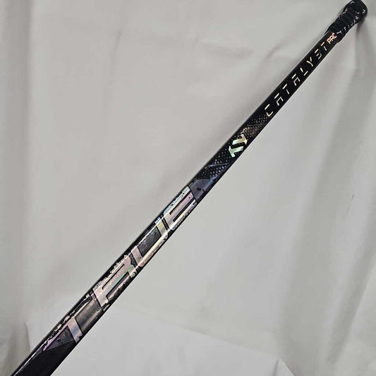 True Catalyst Pro Youth Hockey Stick | 10 Flex | Pre-owned