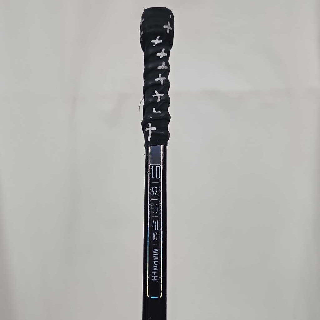 True Catalyst Pro Youth Hockey Stick | 10 Flex | Pre-owned