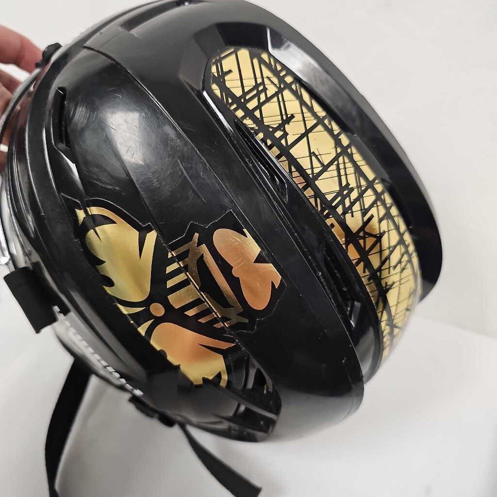 Warrior FatBoy Alpha One Pro Box Lacrosse Helmet | Used | Medium