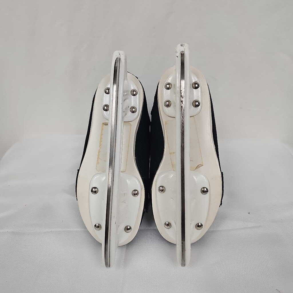 American Cougar Youth Hockey Skates | Used | Y11