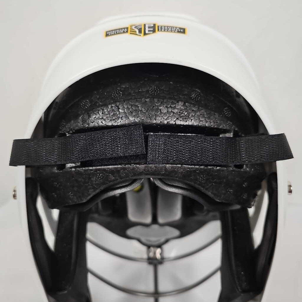 Cascade CS-R Youth Lacrosse Helmet | Used