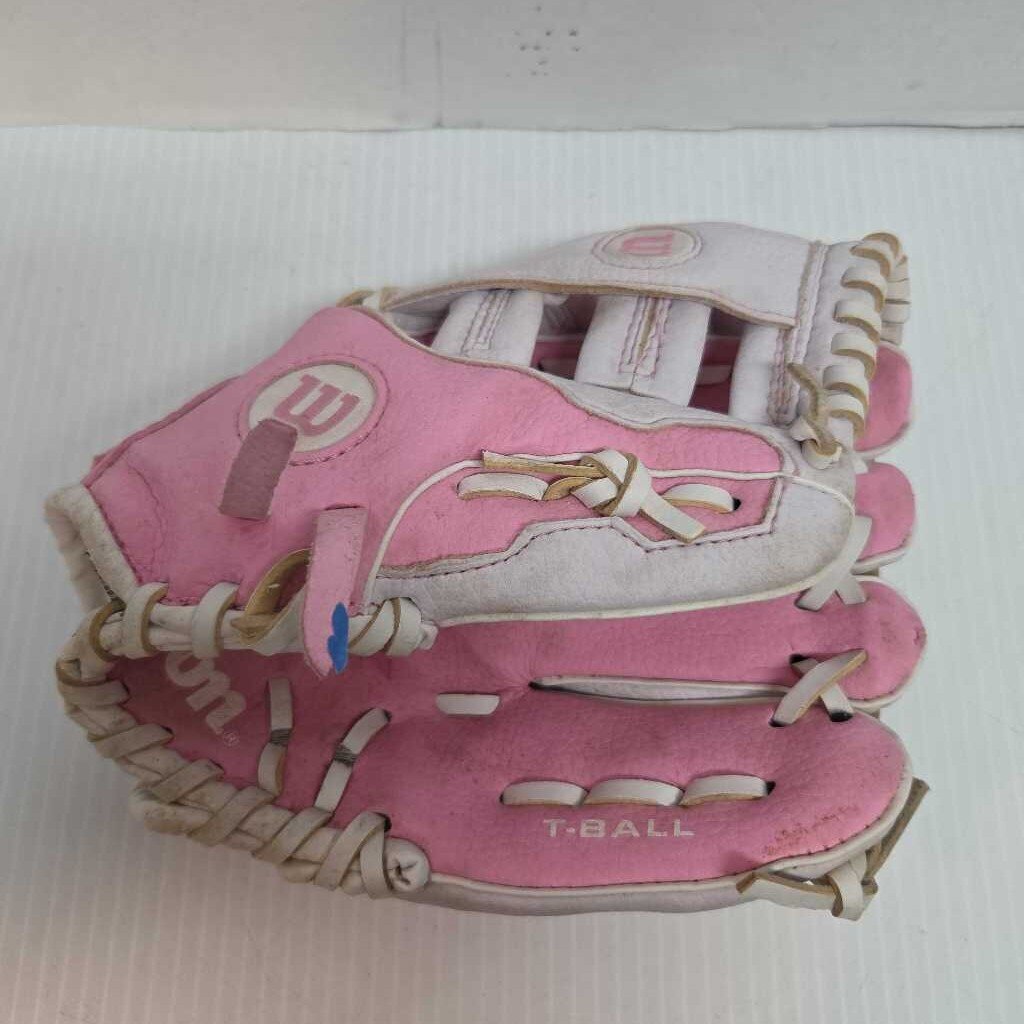 Wilson A2446 T-Ball Glove 10" Pink/White Right Hand Throw Preowned