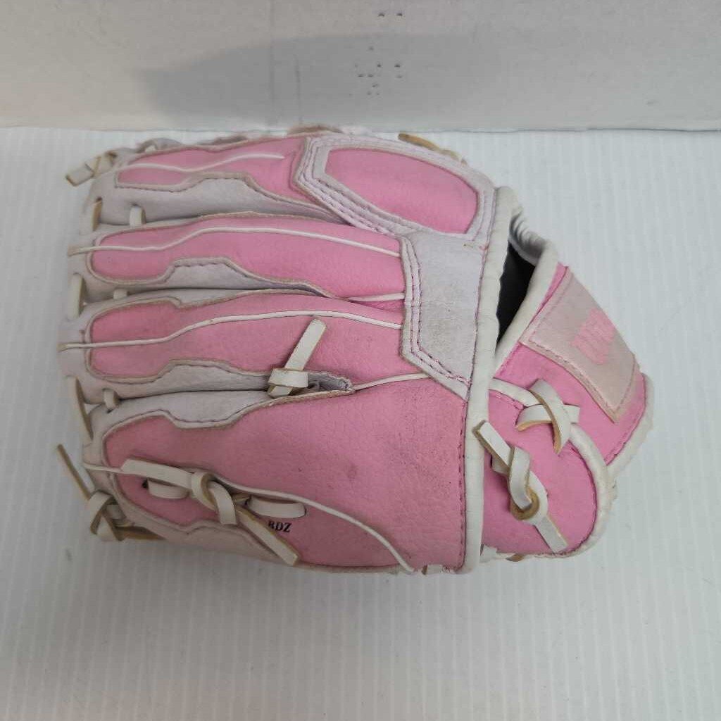 Wilson A2446 T-Ball Glove 10" Pink/White Right Hand Throw Preowned